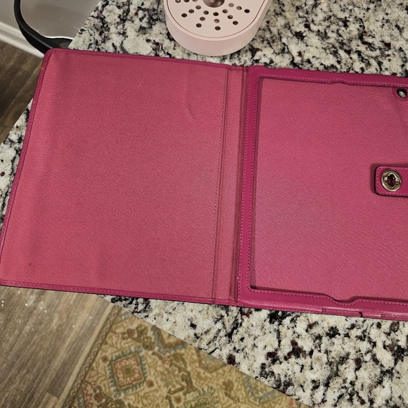Coach IPad Case - Picture 3 of 5